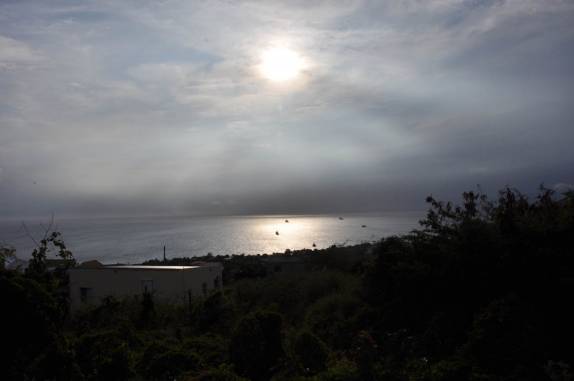 Belo fim de tarde em Oranjestad, em Statia - Caribe